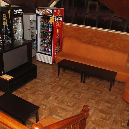 Crown Cottage Hotel Ikeja Luaran gambar